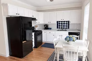 19 Sampson St, Grafton, MA 01560 - Photo 6