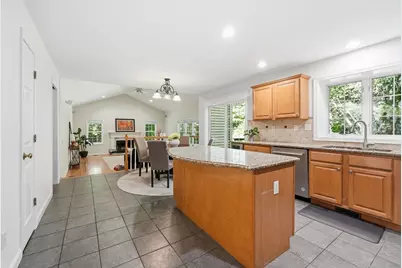 5 Southwood Dr #50, Southborough, MA 01772 - Photo 8