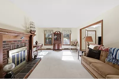 3 Castle Hill Rd #E, Agawam, MA 01001 - Photo 4