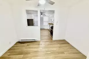2 Baldwin Pl, Boston, MA 02113 - Photo 8