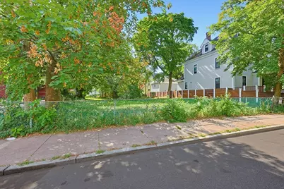 26 & 28 Perrin St, Boston, MA 02119 - Photo 10