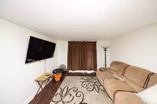 10 Wrentham Rd, Worcester, MA 01602 - Photo 16