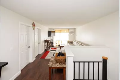 10 Wrentham Rd #102, Worcester, MA 01602 - Photo 8
