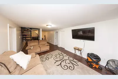 10 Wrentham Rd #102, Worcester, MA 01602 - Photo 16