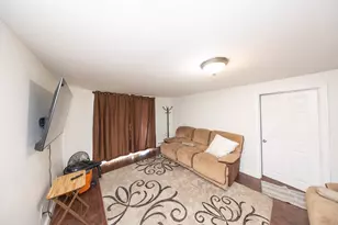 10 Wrentham Rd, Worcester, MA 01602 - Photo 18