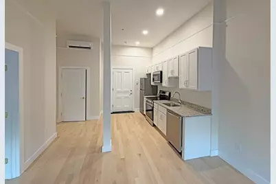105 Paige St #512, Lowell, MA 01852 - Photo 2