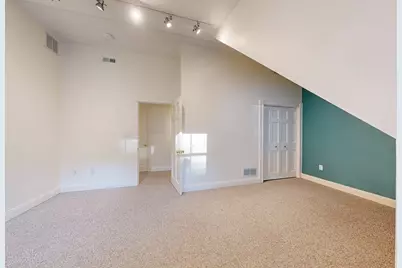 90 Highland Ave #2, Newton, MA 02460 - Photo 8