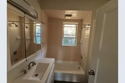 21 Grafton Ave #21, Westwood, MA 02090 - Photo 4