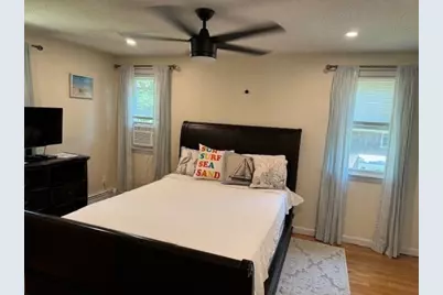 66 Central St #1, Falmouth, MA 02536 - Photo 2