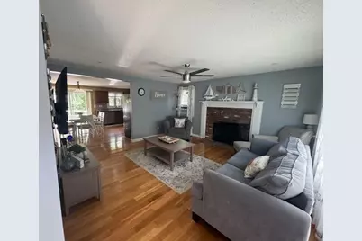 66 Central Ave #1, Falmouth, MA 02536 - Photo 1