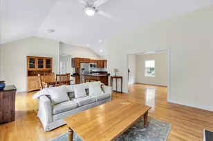 15 Red Cedar Cir, Falmouth, MA 02536 - Photo 2