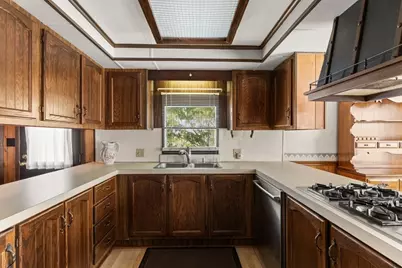 36 Friendship Dr, West Bridgewater, MA 02379 - Photo 8