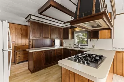 36 Friendship Dr, West Bridgewater, MA 02379 - Photo 10