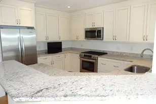 39 Taylor Dr, Reading, MA 01867 - Photo 4