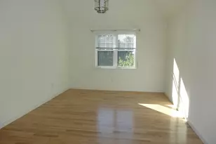 39 Taylor Dr, Reading, MA 01867 - Photo 12