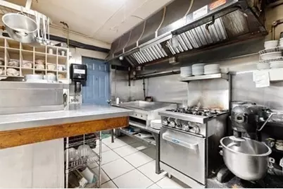27 Washington St #27, Gloucester, MA 01930 - Photo 6