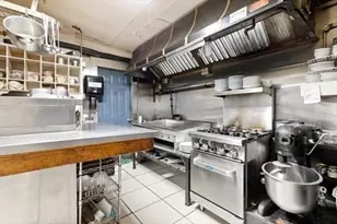 27 Washington St, Gloucester, MA 01930 - Photo 6