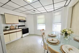 32 Burtt St, Lowell, MA 01851 - Photo 8