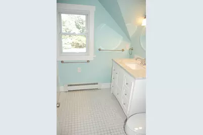 414 Central Street, Holliston, MA 01746 - Photo 10