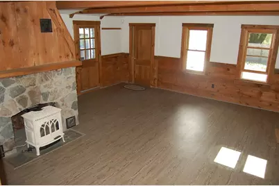 414 Central Street, Holliston, MA 01746 - Photo 6