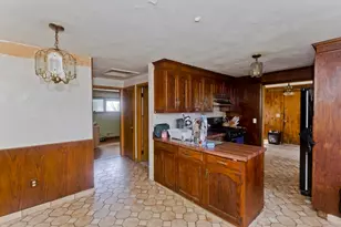 240 E Allen Ridge Rd, Springfield, MA 01118 - Photo 10