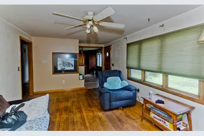 240 E Allen Ridge Rd, Springfield, MA 01118 - Photo 14
