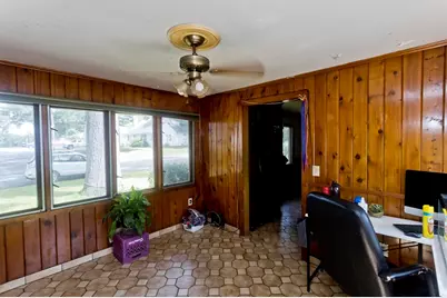 240 E Allen Ridge Rd, Springfield, MA 01118 - Photo 8