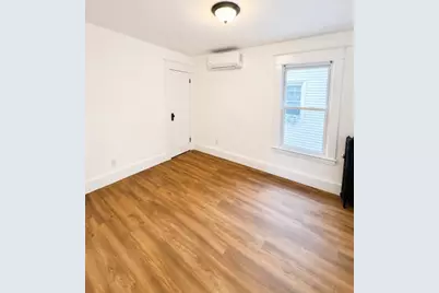 1085 Sumner Ave #2, Springfield, MA 01118 - Photo 8