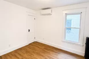 1085 Sumner Ave, Springfield, MA 01118 - Photo 8