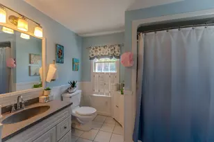 135 Thurber Ave, Somerset, MA 02725 - Photo 20