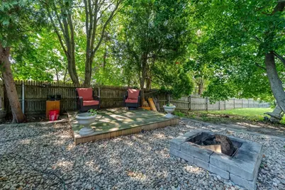 135 Thurber Ave, Somerset, MA 02725 - Photo 14