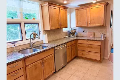 11 Cove Dr, Sturbridge, MA 01566 - Photo 10
