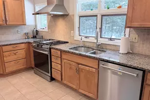 11 Cove Dr, Sturbridge, MA 01566 - Photo 12