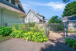 51 Itendale St, Springfield, MA 01108 - Photo 40