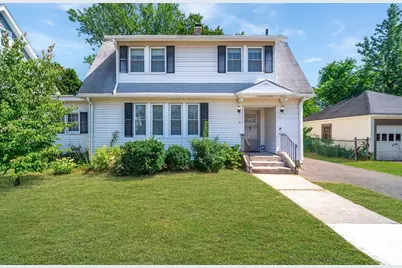 51 Itendale St, Springfield, MA 01108 - Photo 1