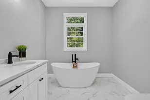 44 Grandview Rd, Reading, MA 01867 - Photo 14