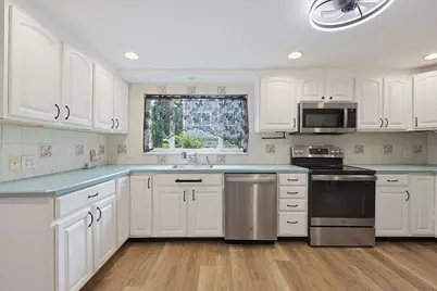 62 Trefton Dr, Braintree, MA 02184 - Photo 8
