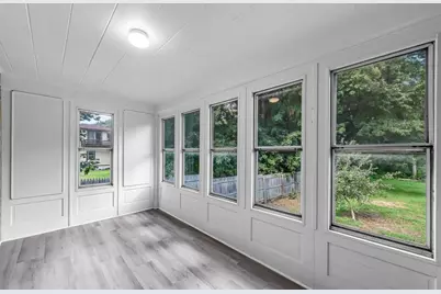 115 Saint James Ave, Chicopee, MA 01020 - Photo 22