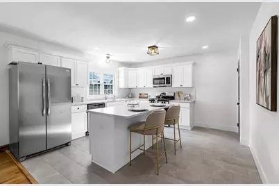 115 Saint James Ave, Chicopee, MA 01020 - Photo 10