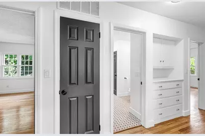 115 Saint James Ave, Chicopee, MA 01020 - Photo 14