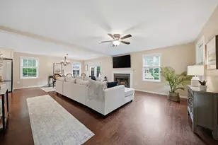 6 Bard St, Haverhill, MA 01835 - Photo 10