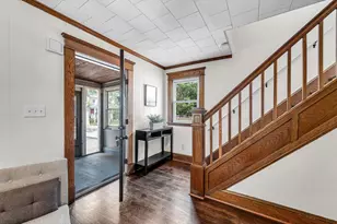19 Eldert St, Springfield, MA 01109 - Photo 8