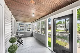 19 Eldert St, Springfield, MA 01109 - Photo 4
