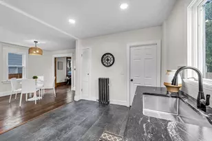 19 Eldert St, Springfield, MA 01109 - Photo 24