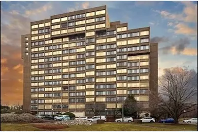 250 Hammond Pond Parkway #1105S, Newton, MA 02467 - Photo 1