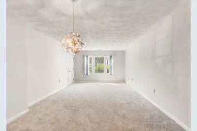 396 Boston Rd #302, Billerica, MA 01821 - Photo 12