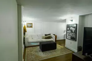 33 Bay View Ave, Winthrop, MA 02152 - Photo 6
