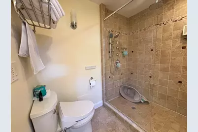 92 Marion St #4, Brookline, MA 02446 - Photo 16