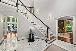 21 Douglas Rd, Lexington, MA 02421 - Photo 4