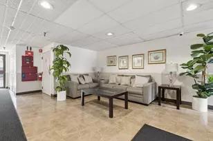 4975 Washington St, Boston, MA 02132 - Photo 18